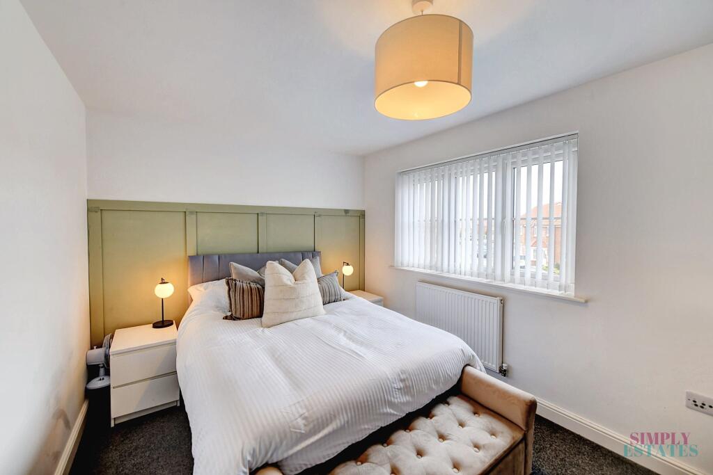 Rhodfa Logan, Rhyl, LL18