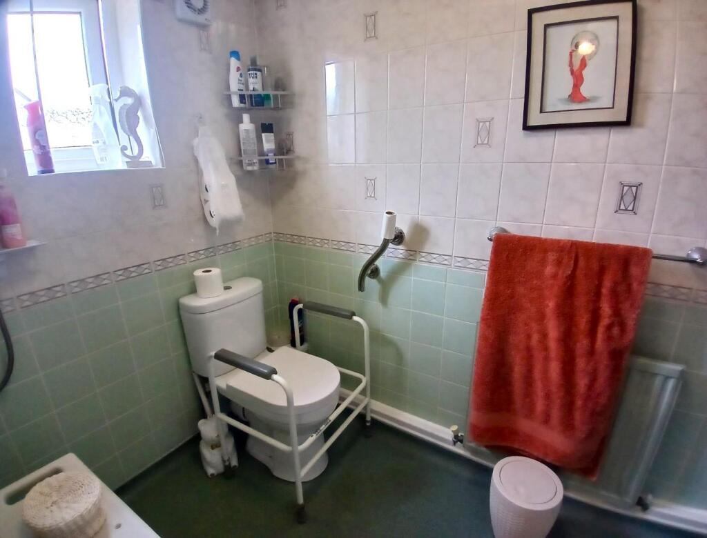 En suite.jpg
