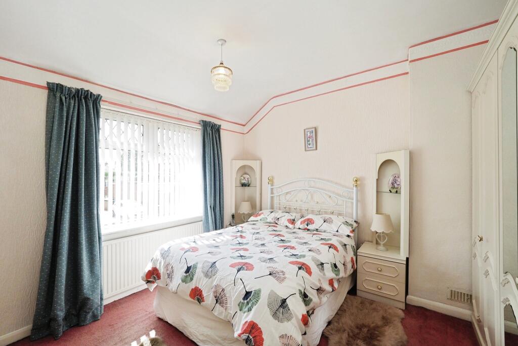 Large Double Bedroom