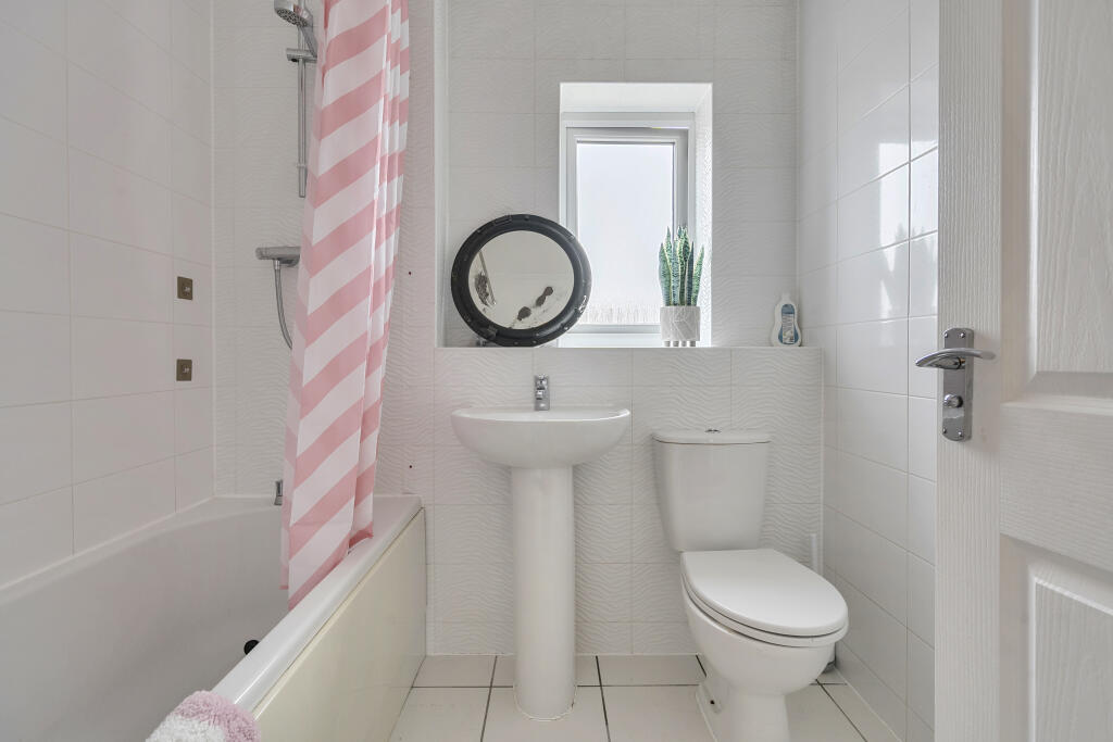 1368988568ee52b02b92b