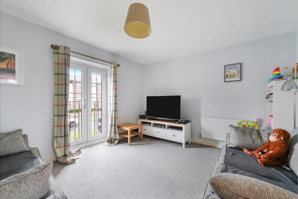 FIELD OAKS WAY (3).jpg