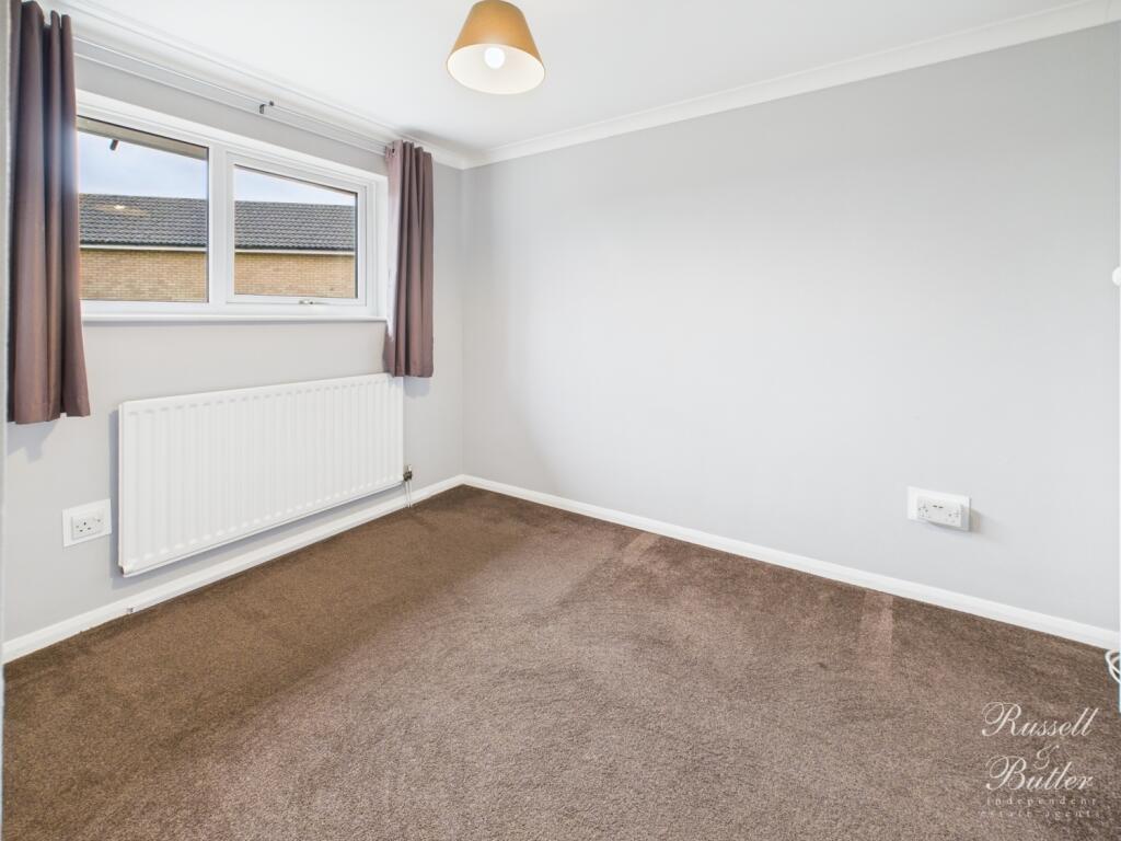 CAM01995G0-PR0279-STILL009