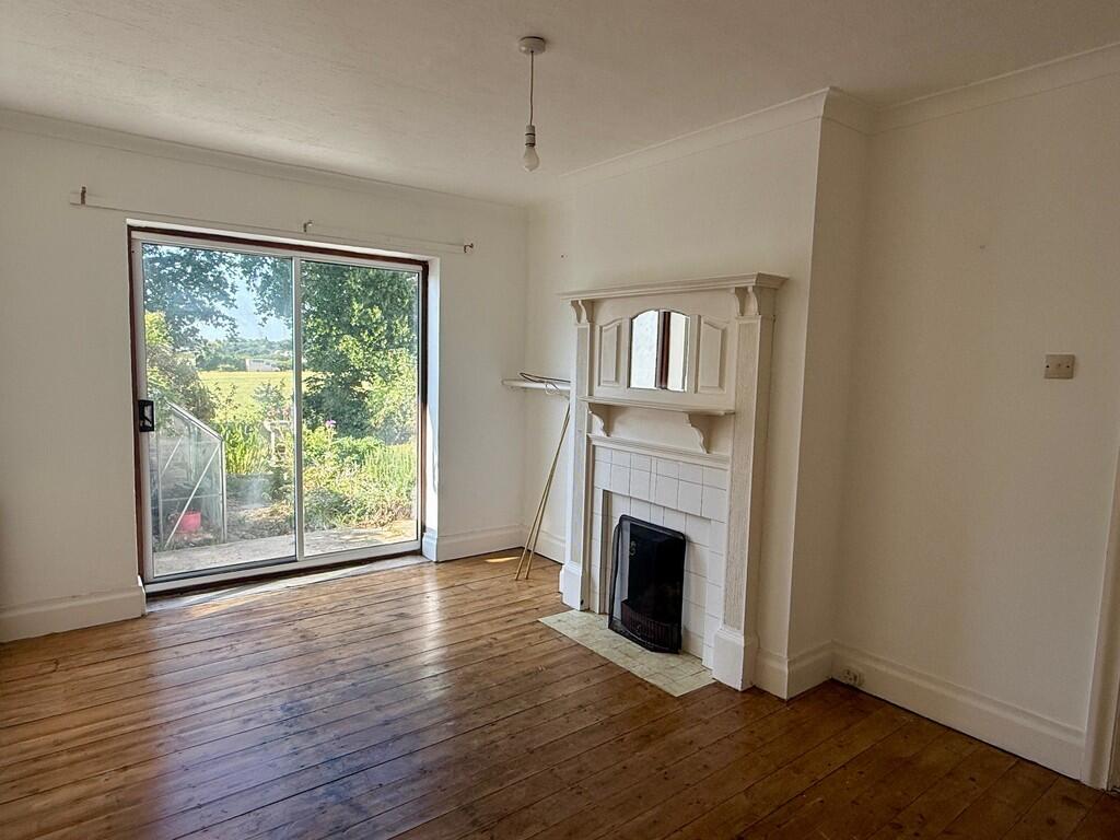 IMG-20250815-WA00...