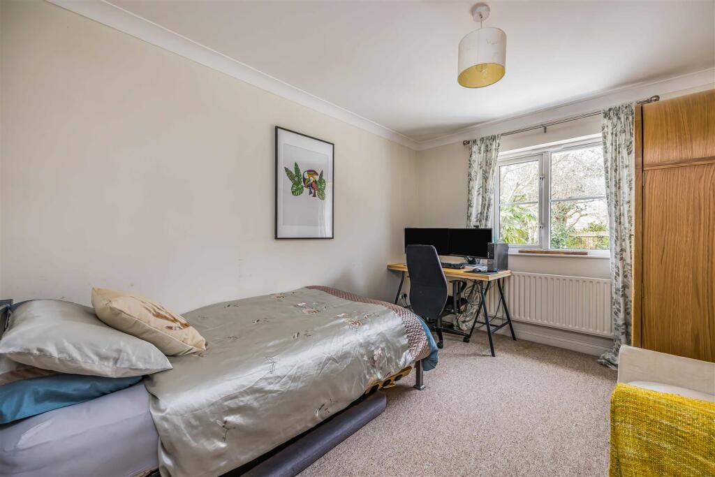 St. Ebbes Cottage, Victoria Road, Hayling Island-S