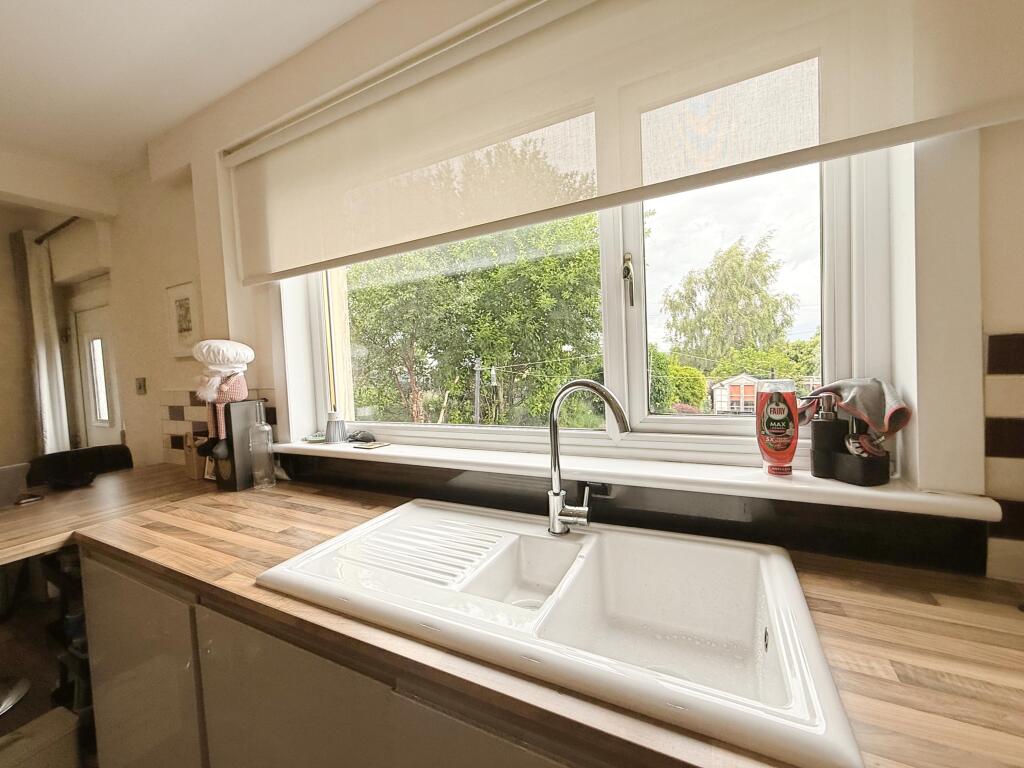 Sink area