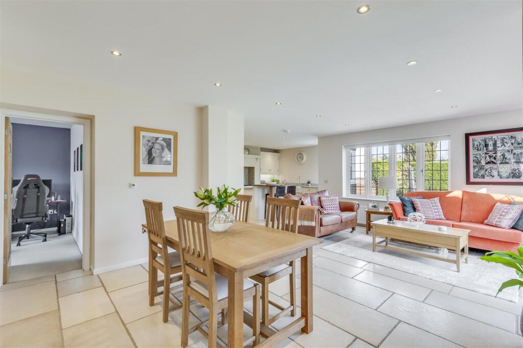 Willian Way 2-30.jpg