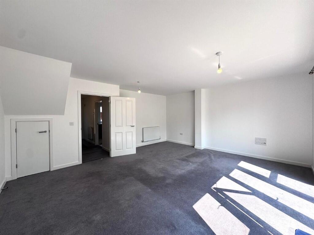 Living Area 2