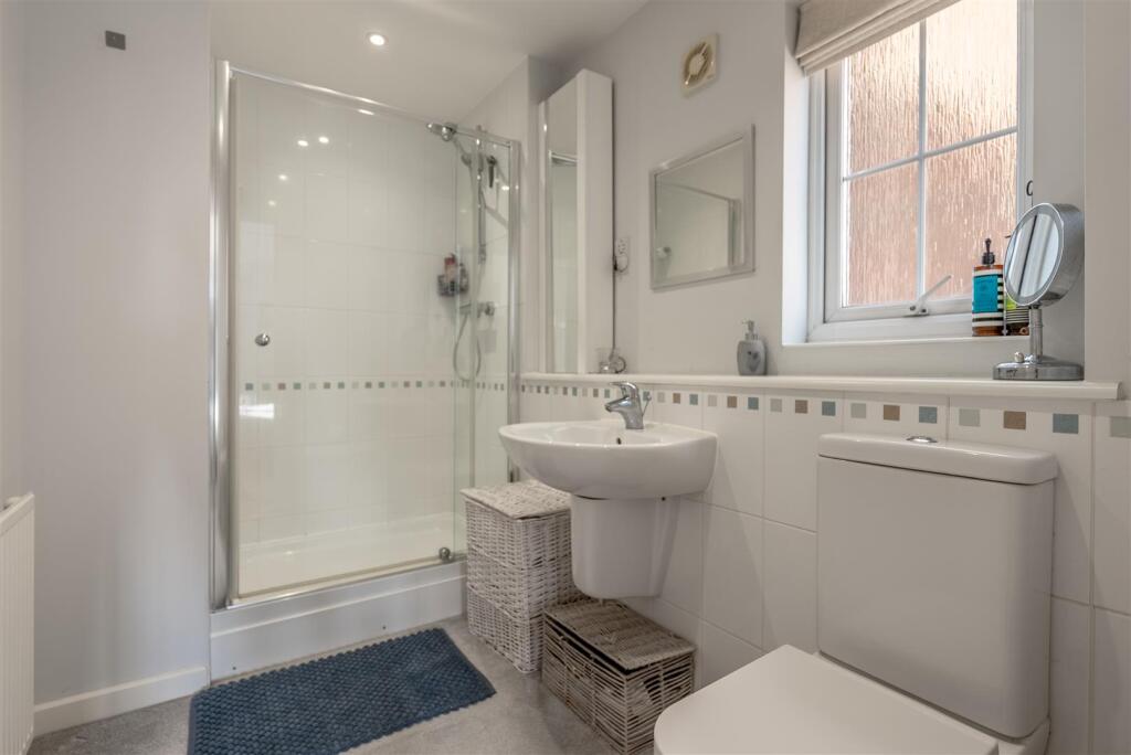 Brook Farm Close-9.jpg