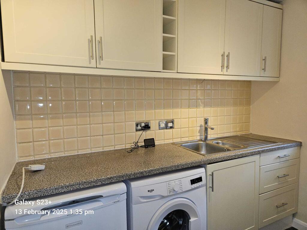 fitted kitchen