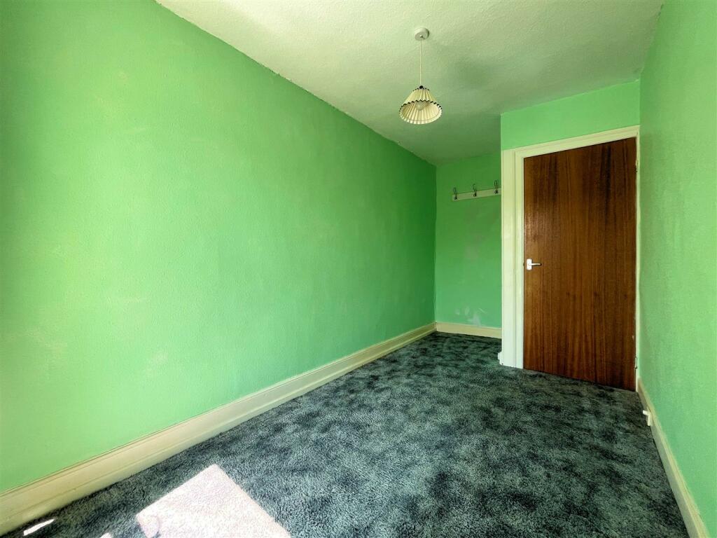 Bedroom 3 .jpg