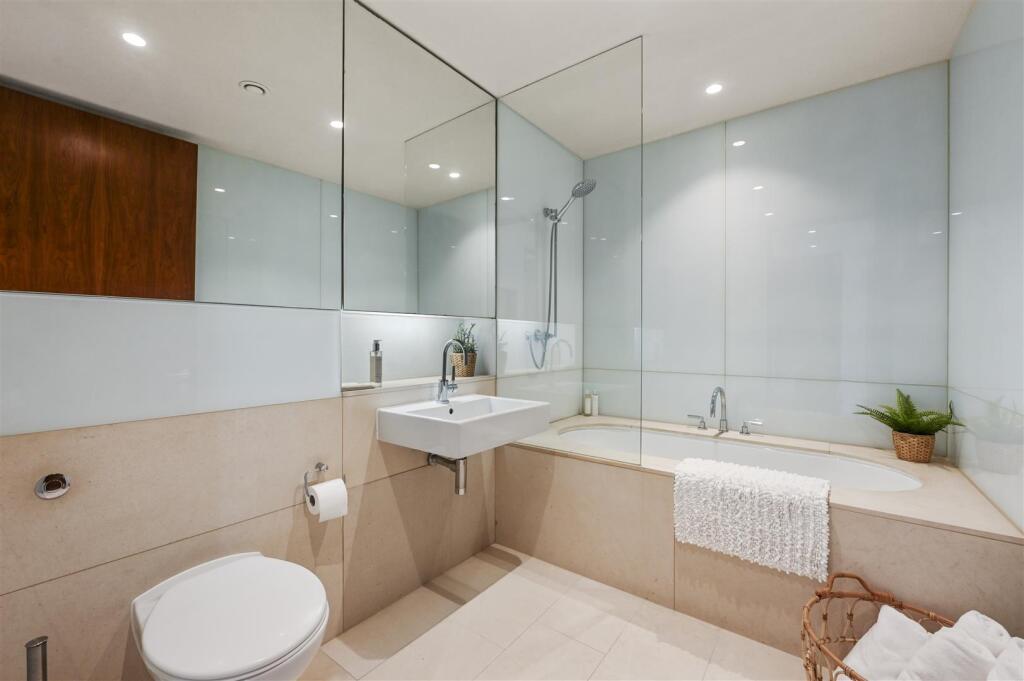 OL-LAT-Flat12LatitudeHouse-16.JPG