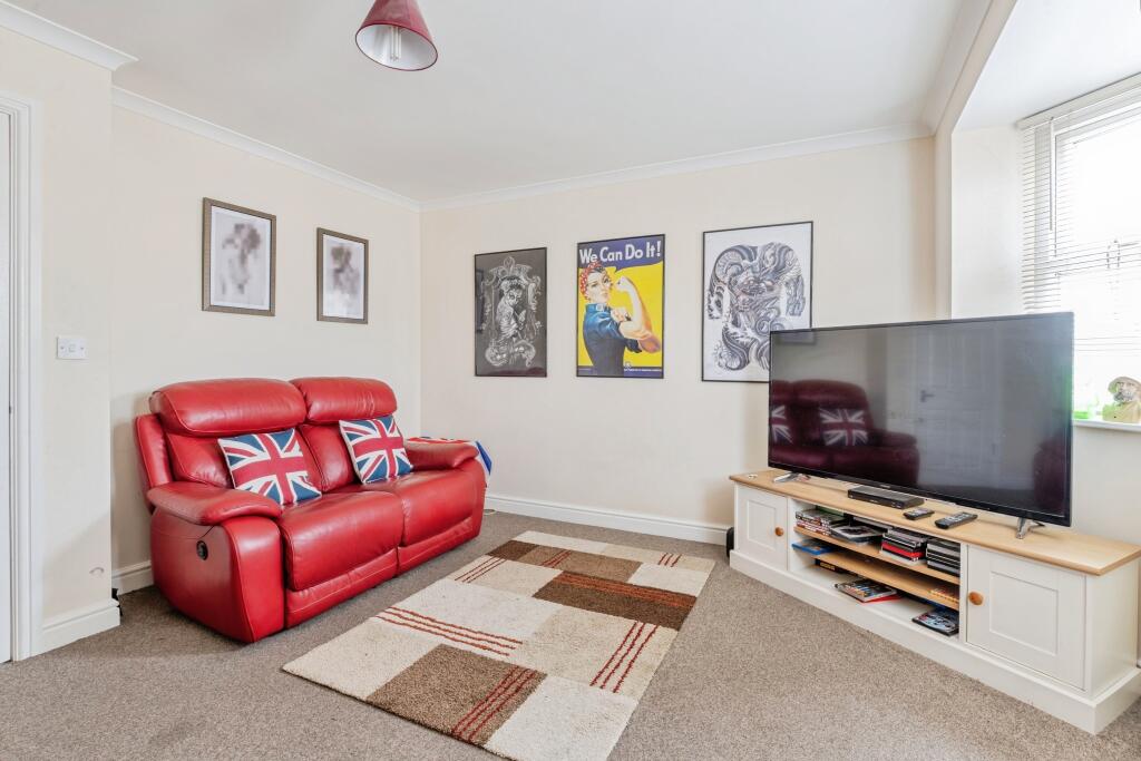 Bedroom/Lounge Two