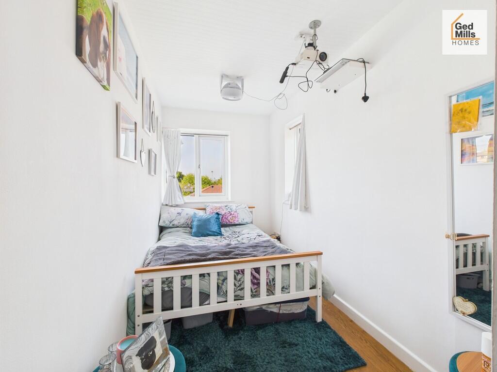 CAM04261G0-PR0081...