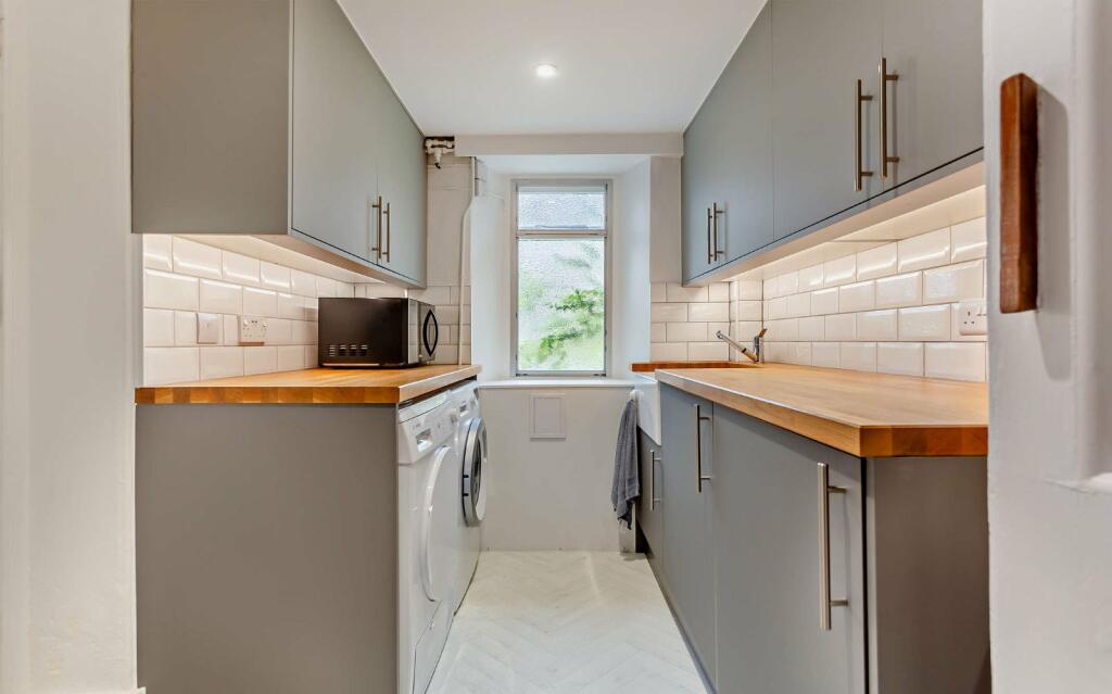 50 Old Edinburgh Rd