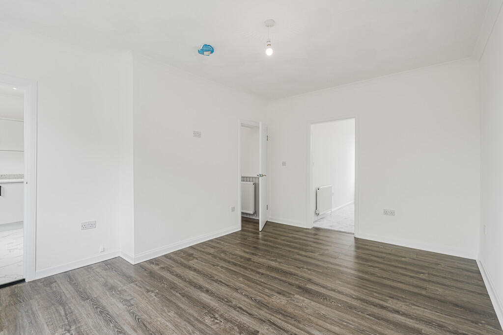 3 Cedar Street, G...