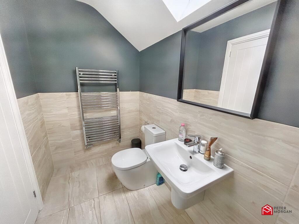 En-suite shower room