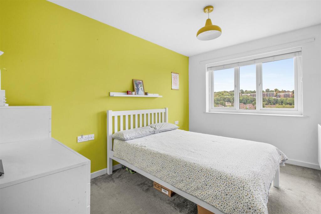 182 St. Hughs Avenue, HP13 7UH-2.jpg
