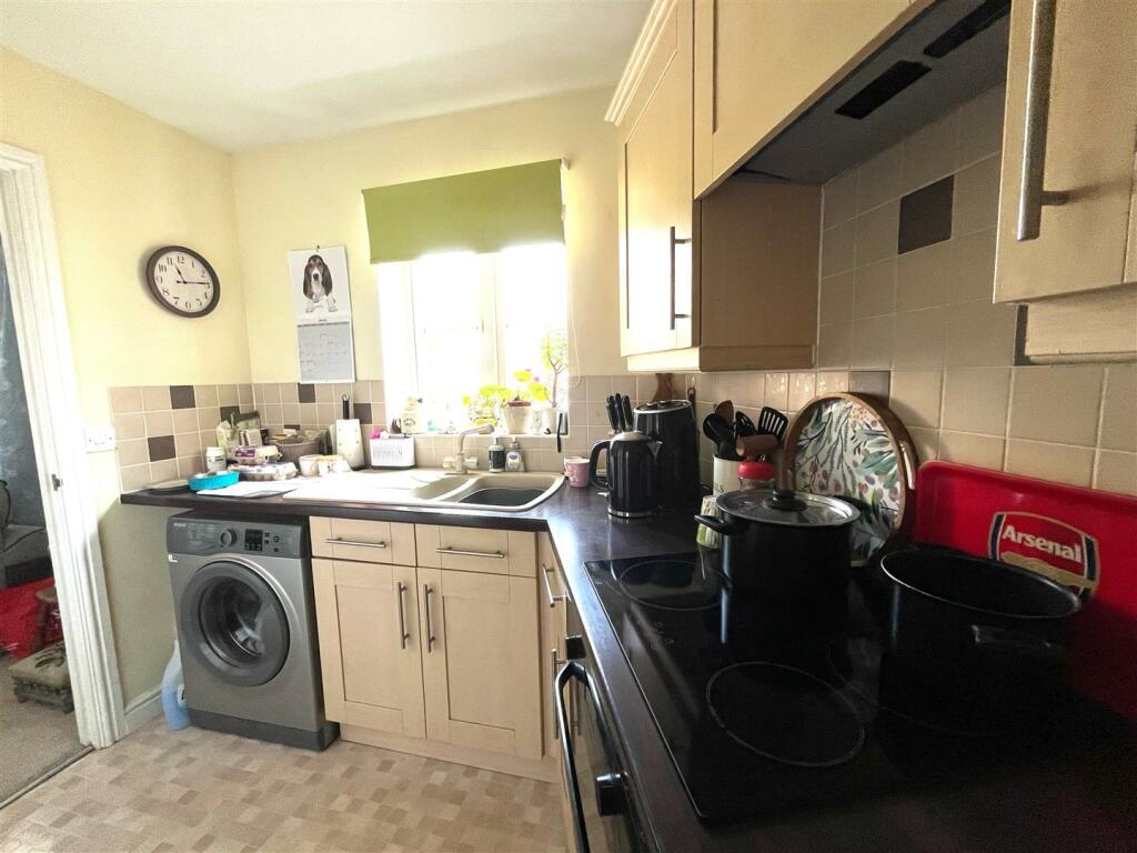 106 eaton drive (19).jpeg