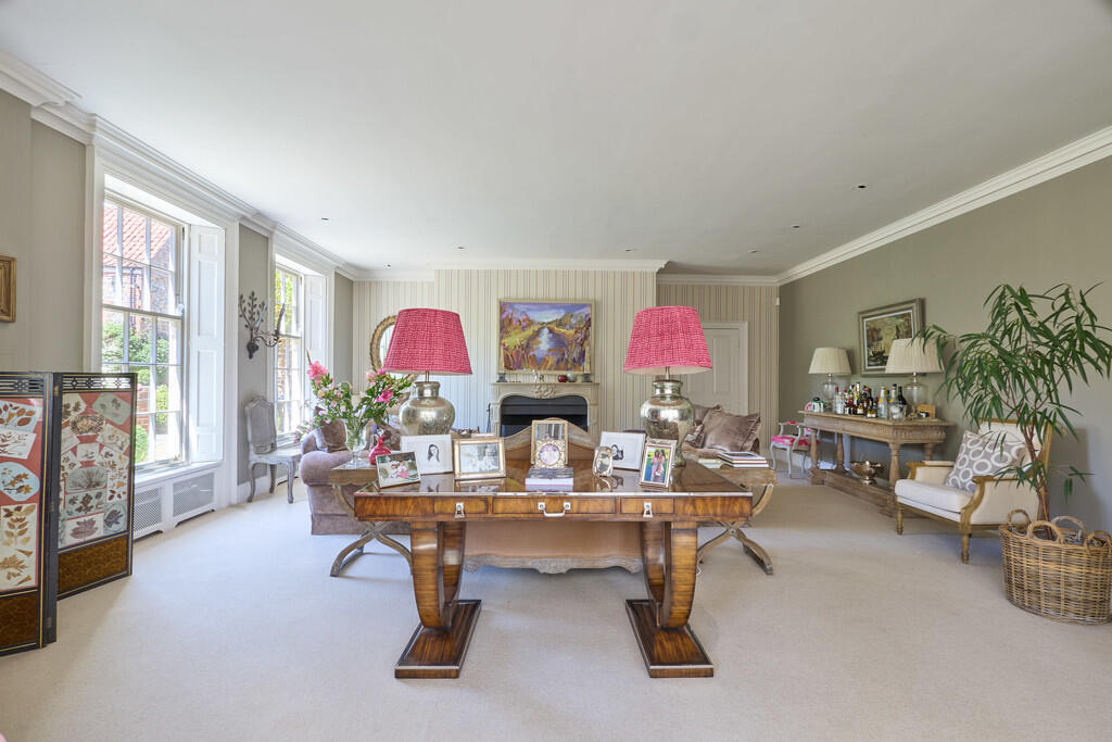 Moulton Hall 0907...