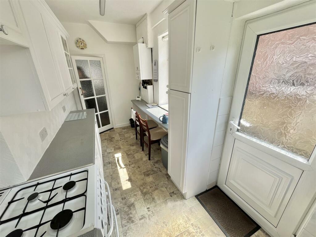 Kitchen Aspect 3.jpg