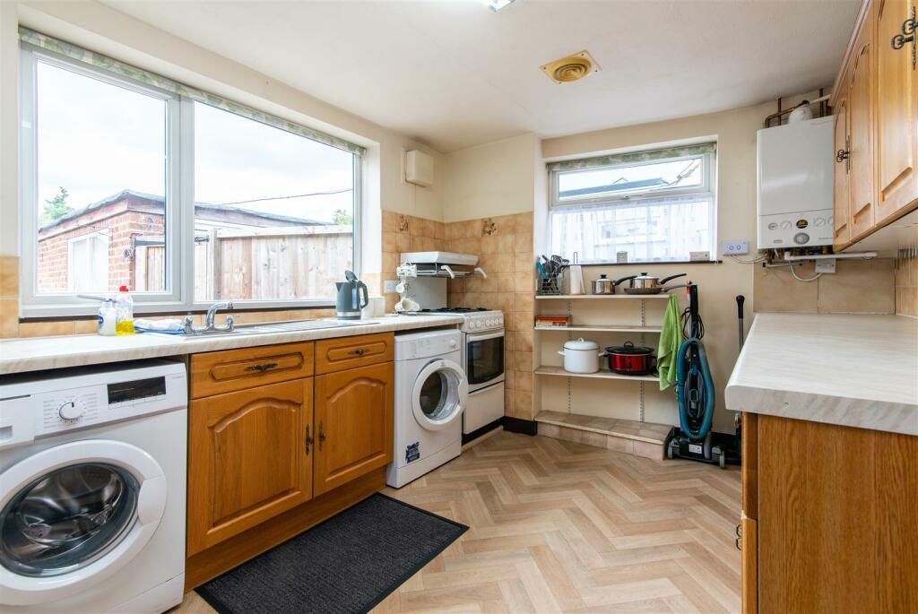 10 Fields Way-9.jpg