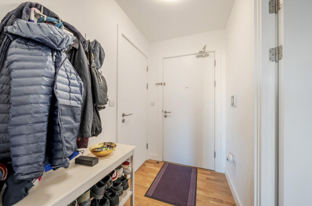 1387204-14-693a2f...