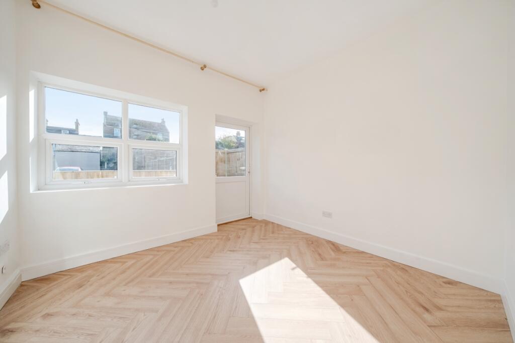 1 2 southwood room 1