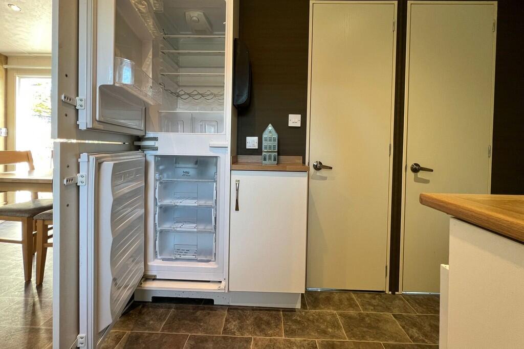 51e136db-f1a9-4f8...