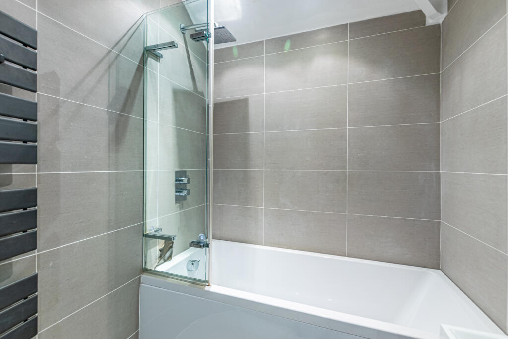 bathroom1