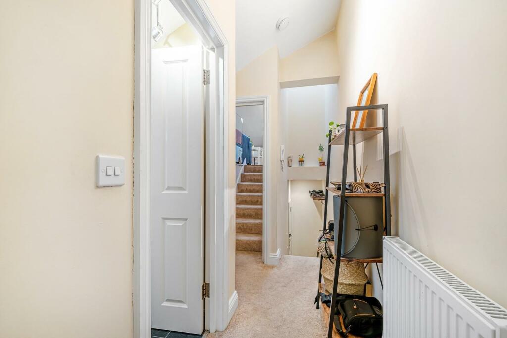 Hallway.jpg