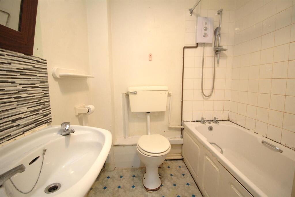 bathroom.JPG