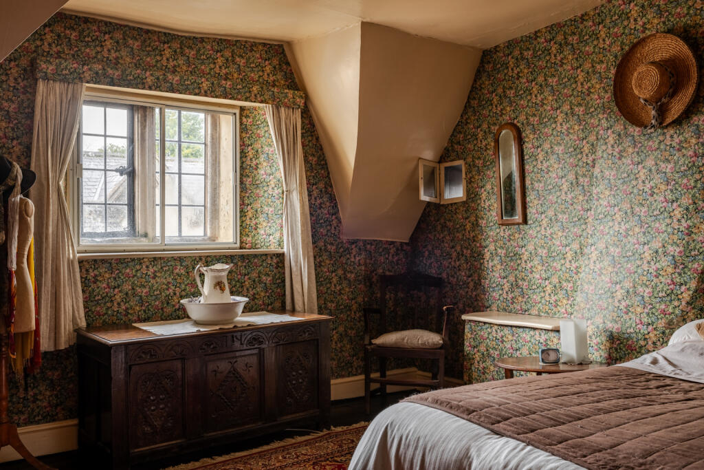 265412 - OM-hr-2.jpg