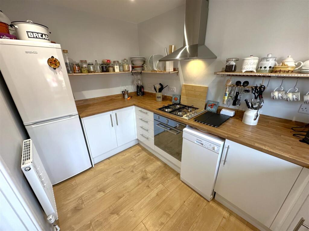 Kitchen 724