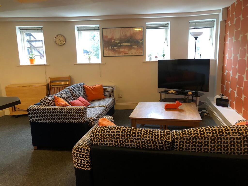 Kitchen/Diner/Lounge