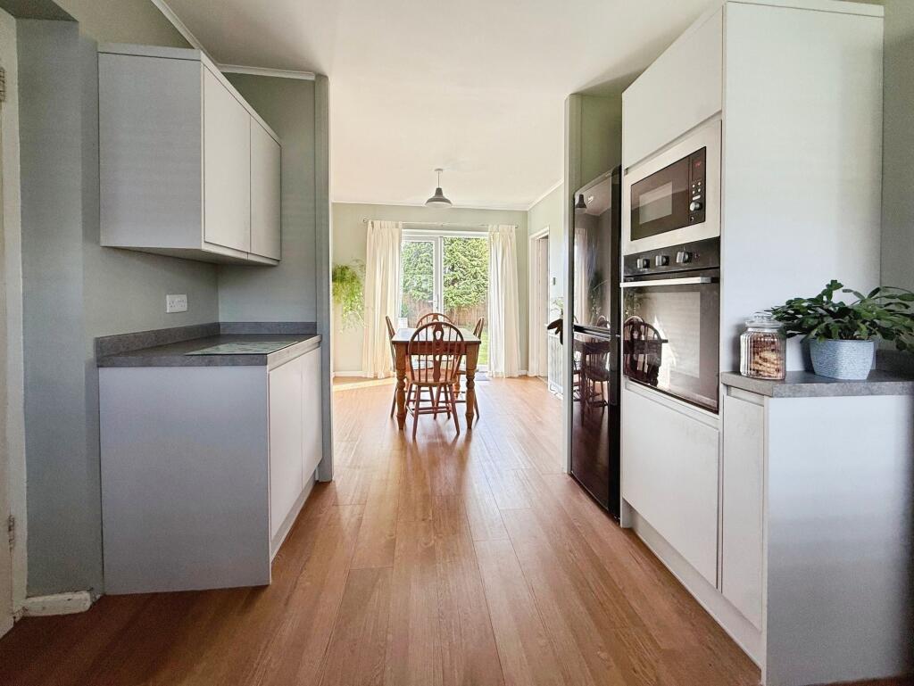 Kitchen &amp; Dining Area