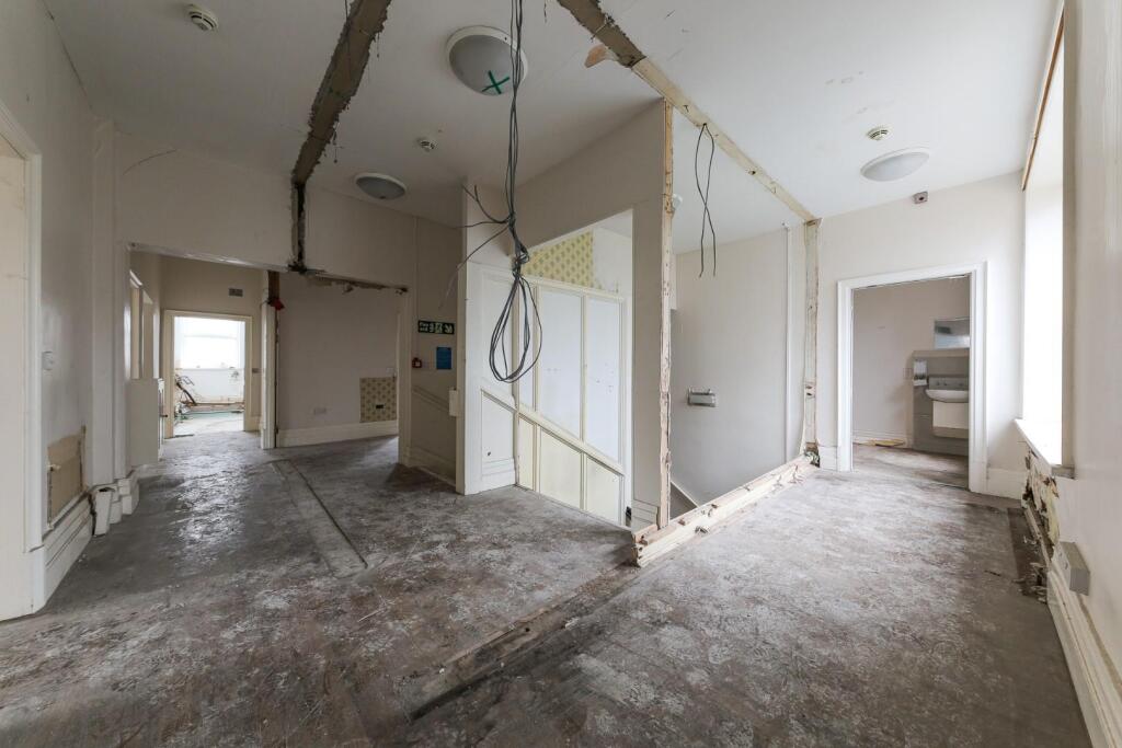 First Floor Landing.jpg