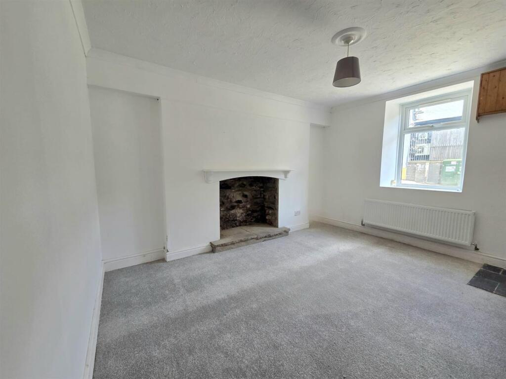 WhatsApp Image 2025-06-13 at 10.21.06.jpeg