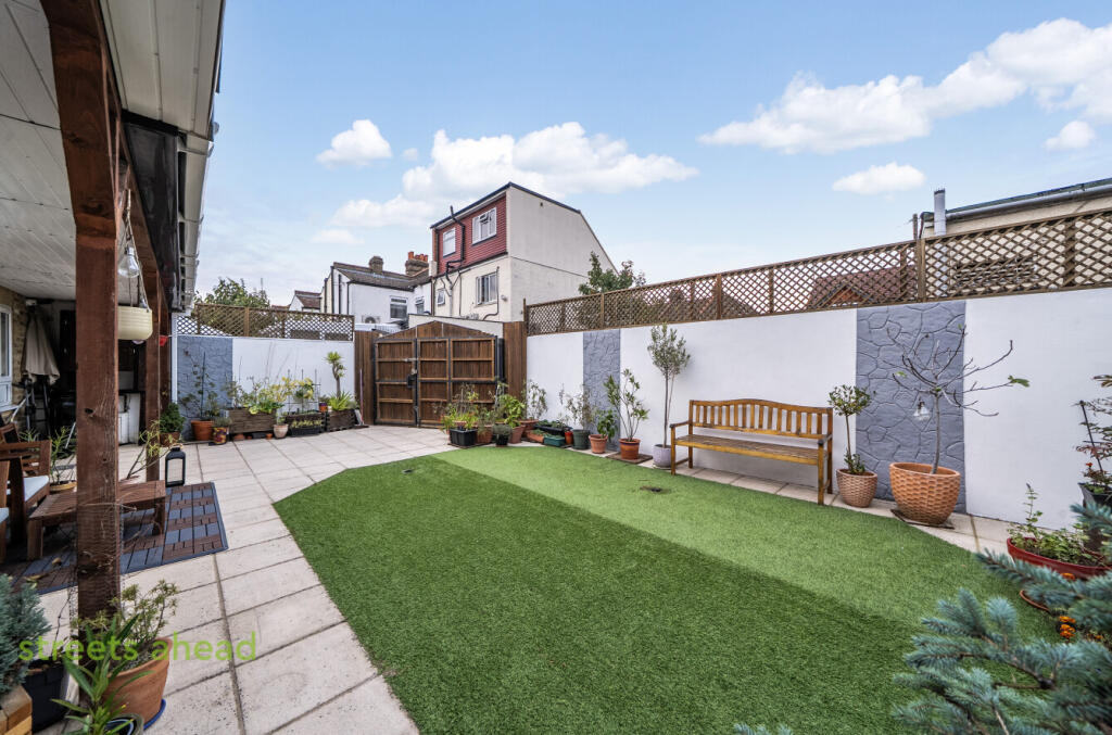 dcbb201c-647d-4b6...