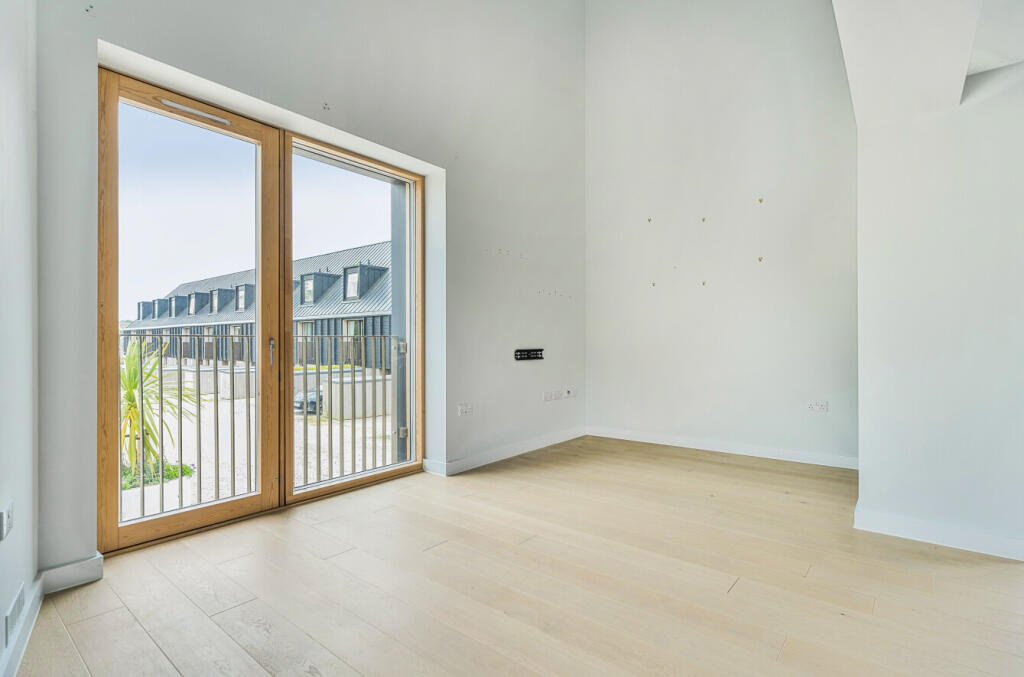 1315344-5-685a97c...