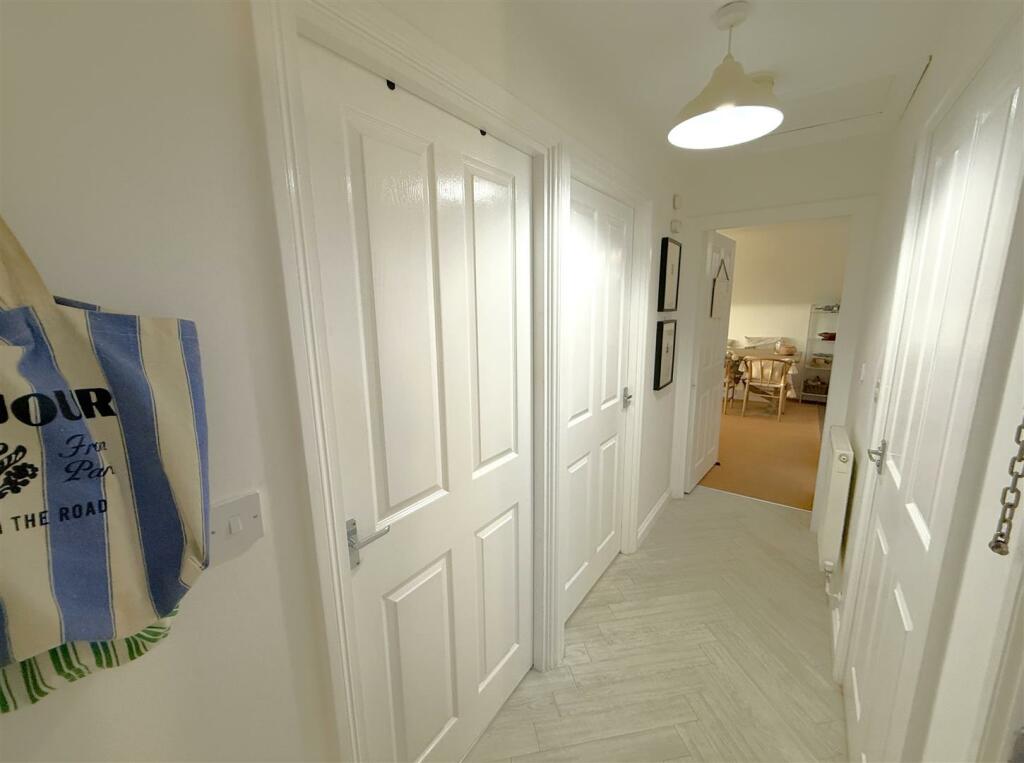 Entrance Hall.JPG