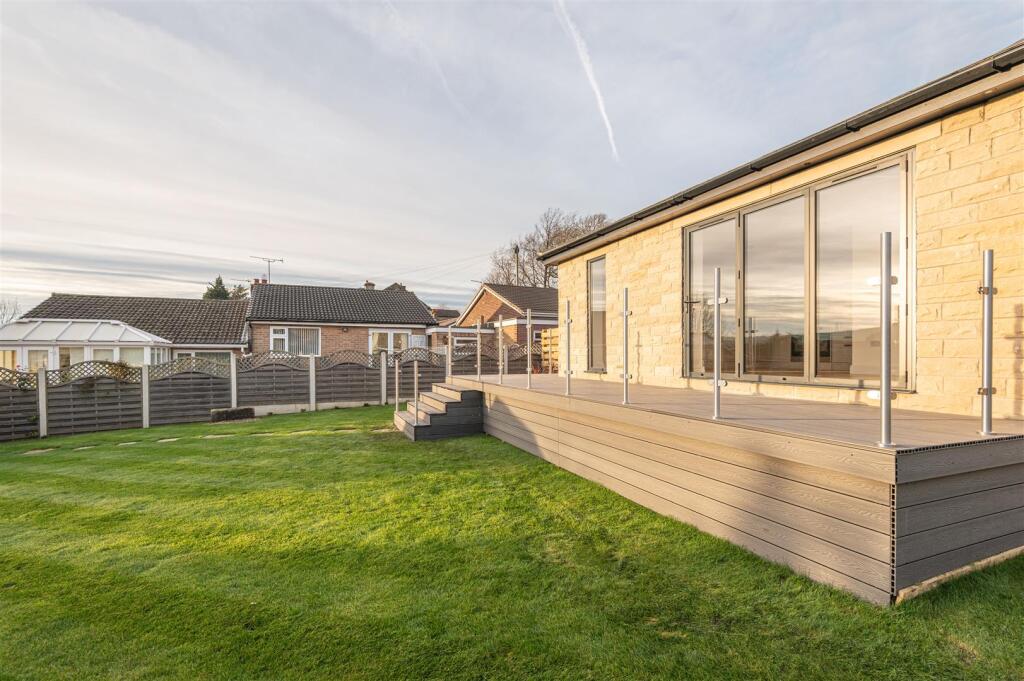 17 - 99B Knowl Road WF14 9RQ.jpg