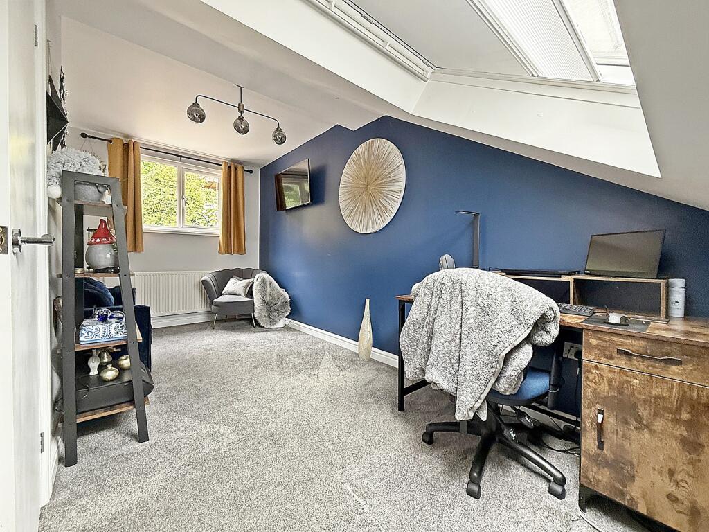 Bedroom 4/Study