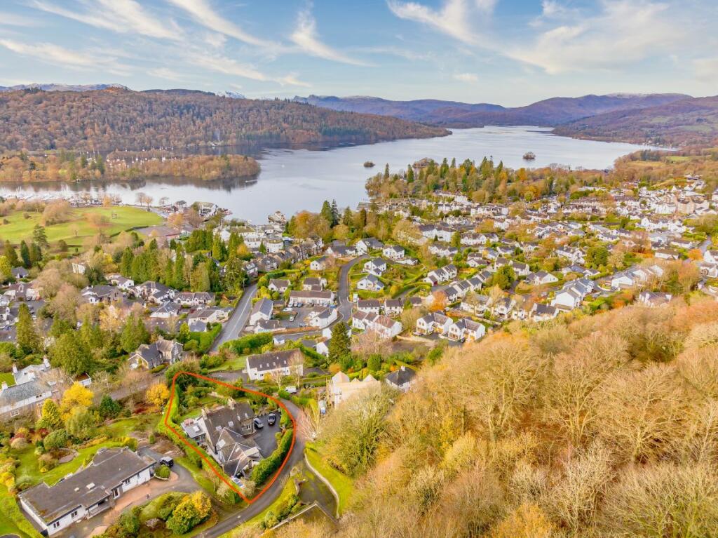 Boundary map and lake view