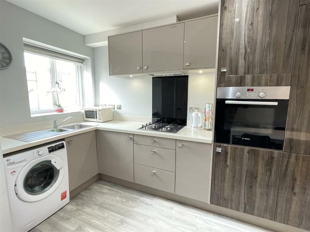 Living/Dining Kitchen