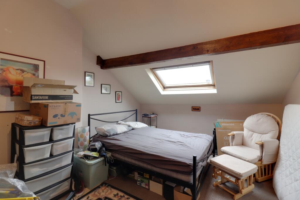 Double bedroom 3