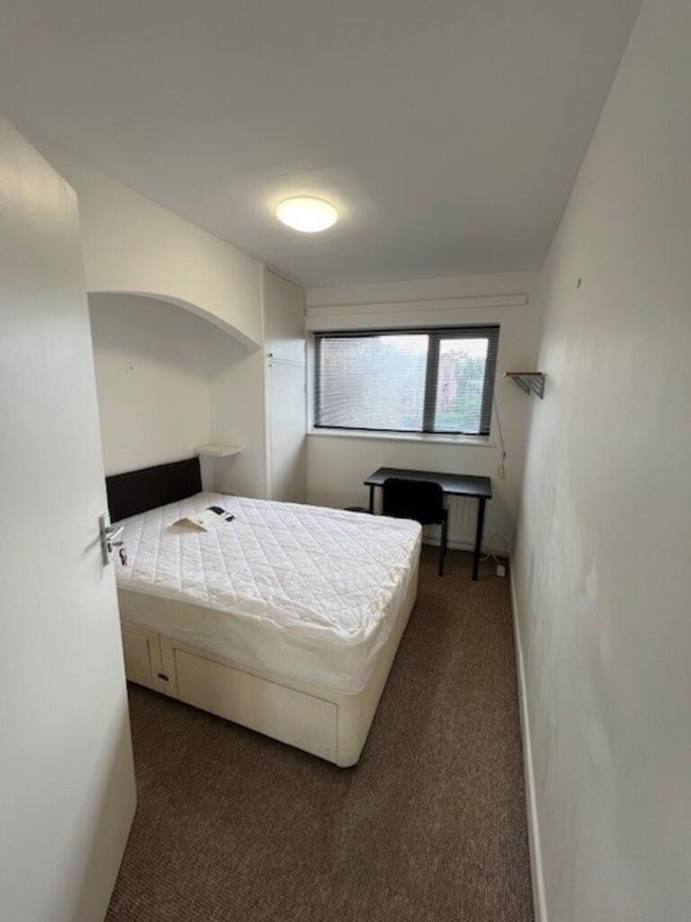 bed 1