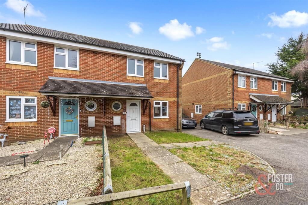 St Floras Close, 9_022.jpg