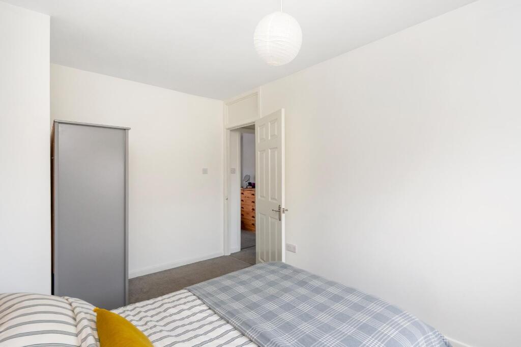 3B8RBR - Bedroom E.jpg