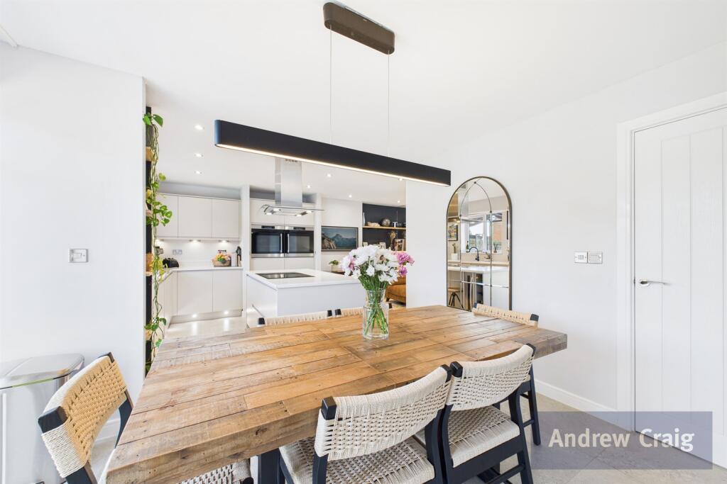 Kitchen/Diner/Family