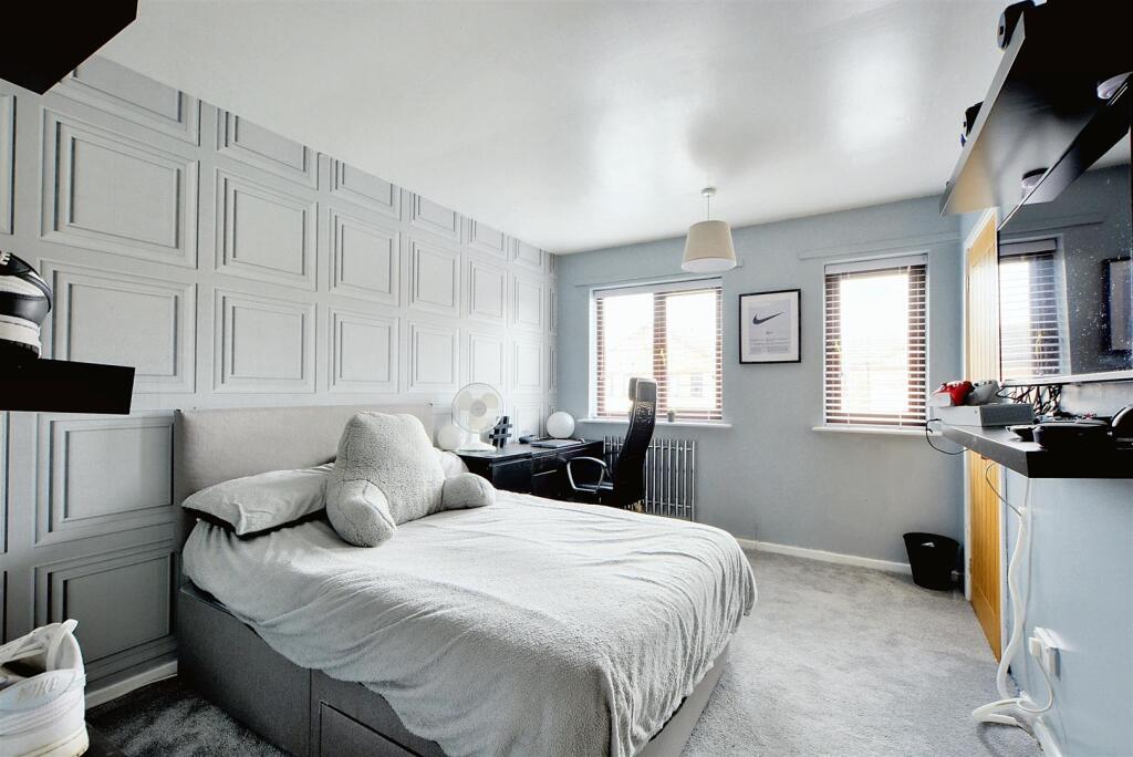 Bedroom 21.jpeg
